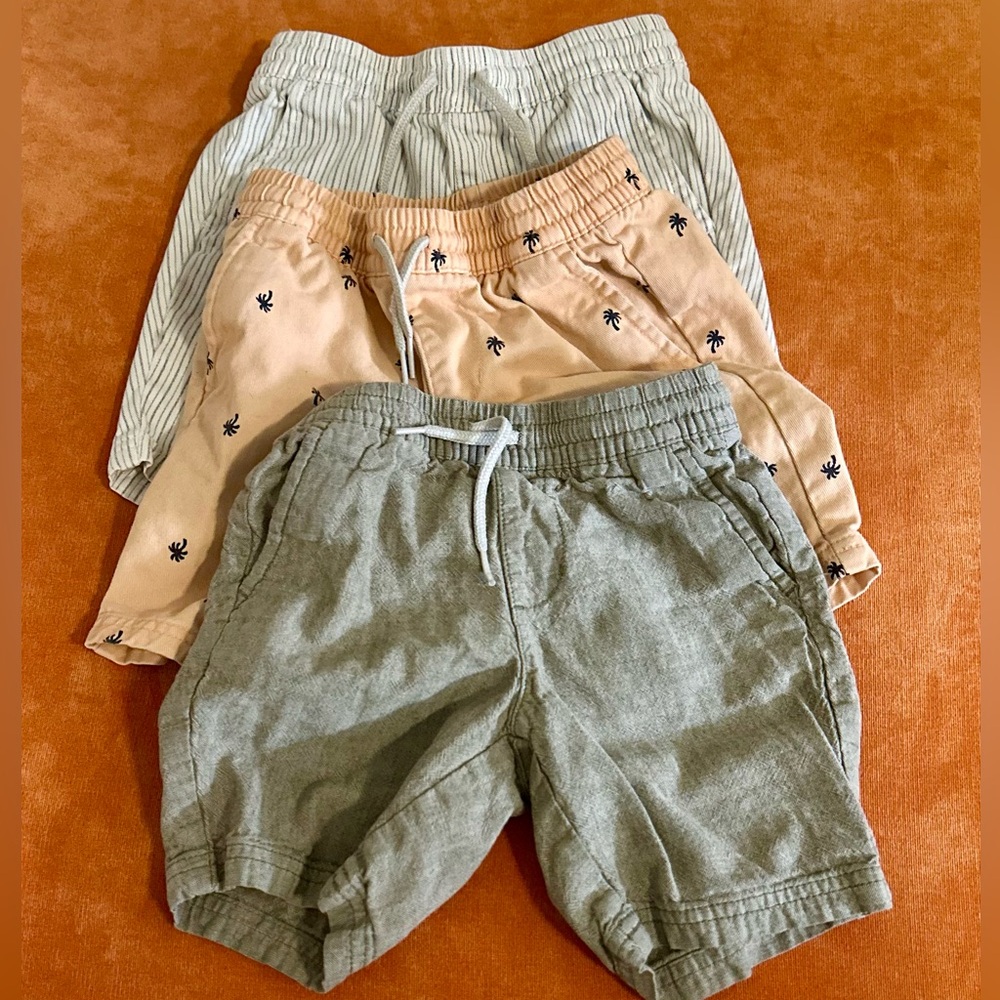 Set of 3 Old Navy 4T shorts